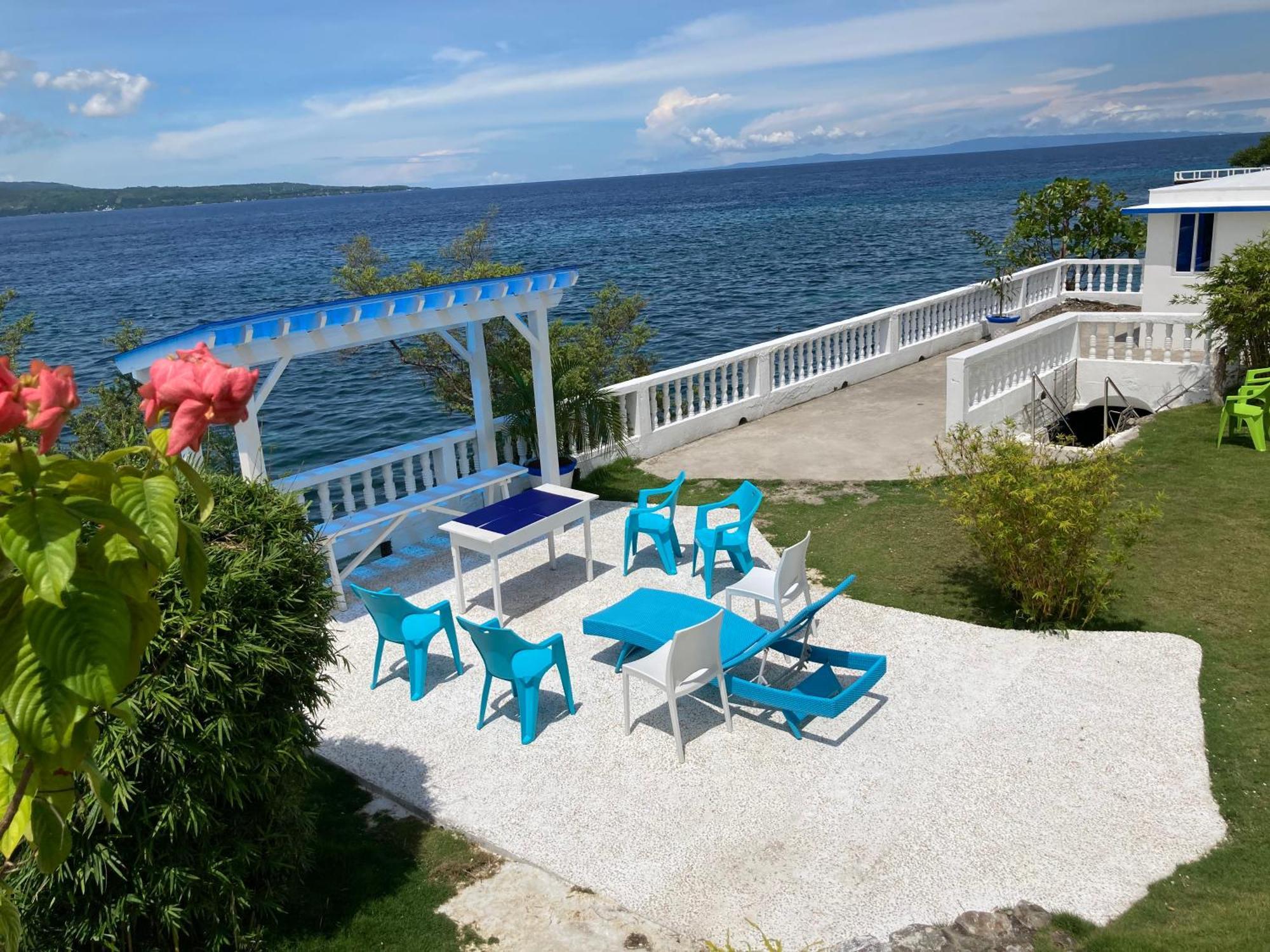 1888 Beach Resort Dumaguete City Exterior foto