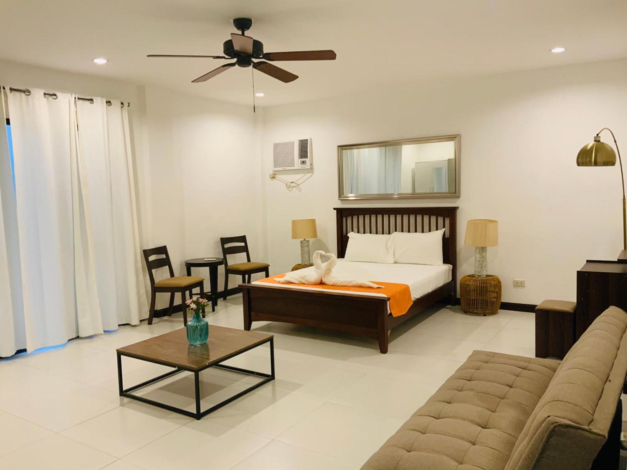 1888 Beach Resort Dumaguete City Exterior foto