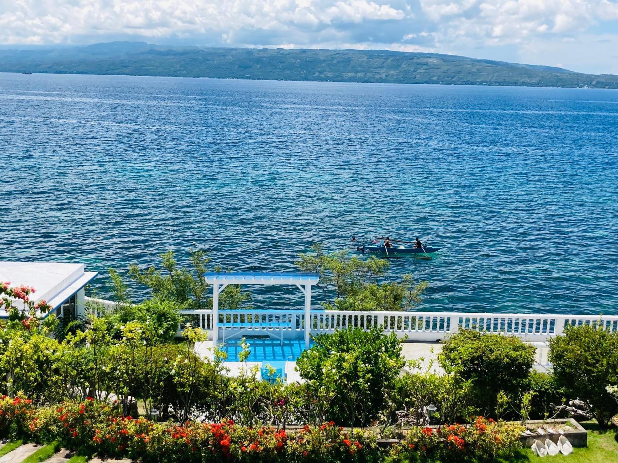 1888 Beach Resort Dumaguete City Exterior foto