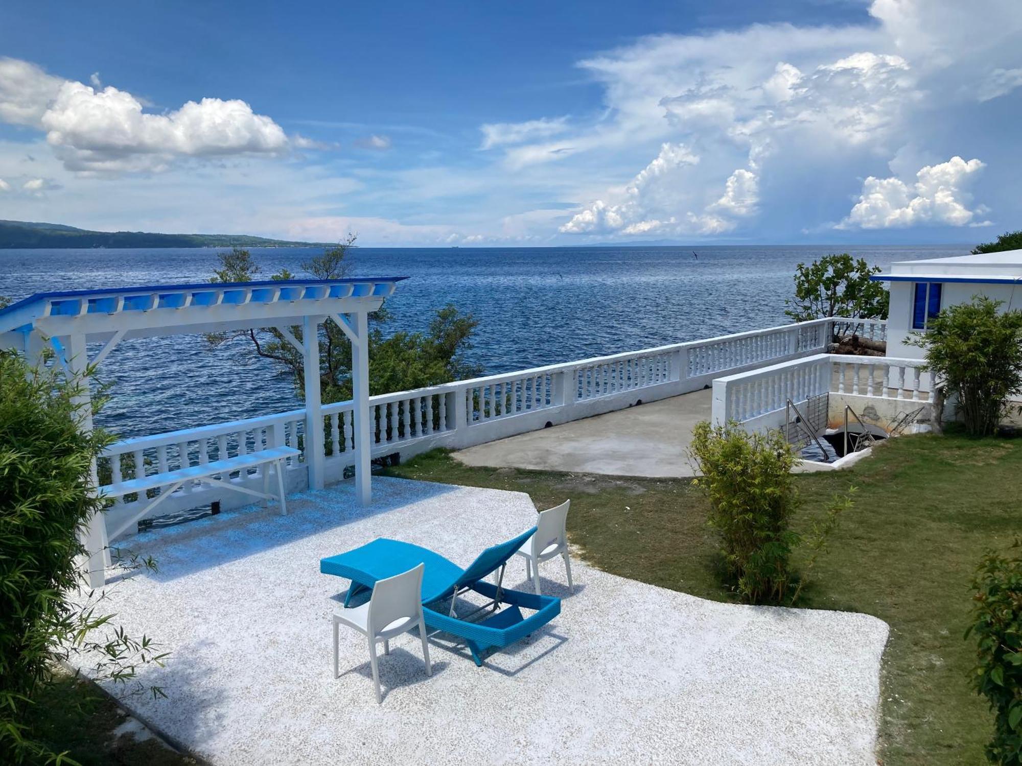 1888 Beach Resort Dumaguete City Exterior foto